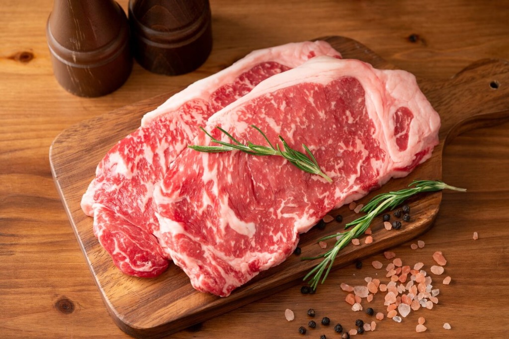 日本酒に合う肉料理・懐石料理なら静岡市葵区で人気な「肉割烹 巳峯」をご利用ください。